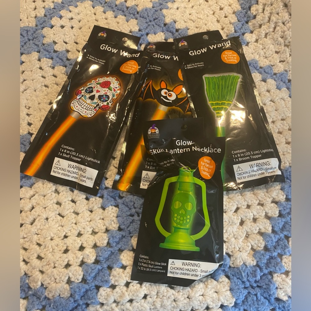 Halloween Theme Glow stick Bundle - 4